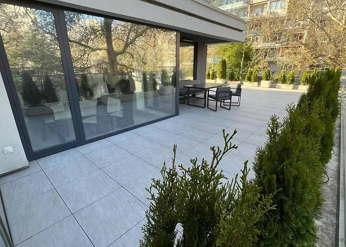 Apartment The Terrace Lounge By Rv Warna