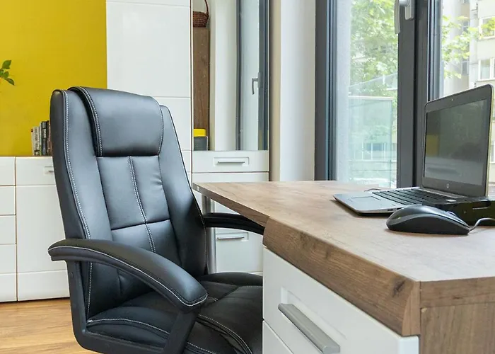 The Terrace Lounge By Rv Apartment Warna